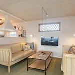 Beachfront Family Retreat - By Traum 度假居