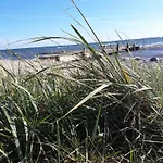 Beachfront Family Retreat - By Traum 度假居 Næs