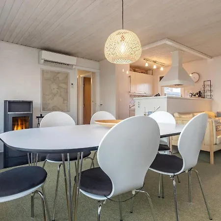 Ferienhaus Beachfront Family Retreat - By Traum